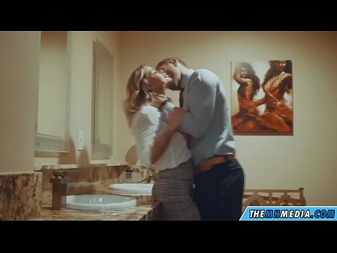 ❤️ ווען אַ באַסטי בלאָנדע סידוס איר אין אַ ציבור אָפּטריט ❤ פּאָרנאָ ווק ביי yi.moresexmovies.ru